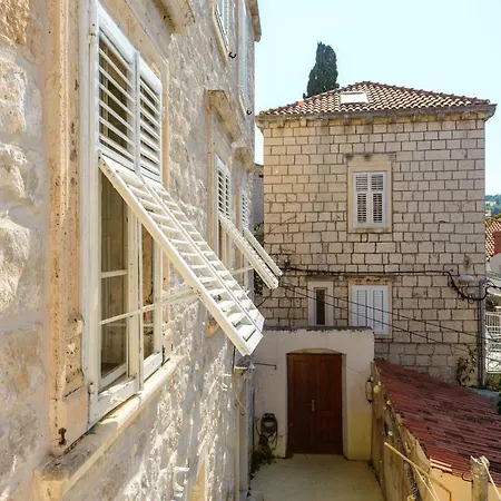 Eta Cavtat